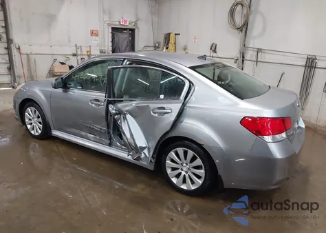 2011 Subaru Legacy 2.5I Limited z USA, uszkodzony, nr VIN 4S3BMBK62B3235026